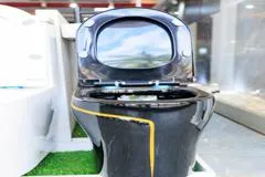 MILANO TOILET BLACK GOLD